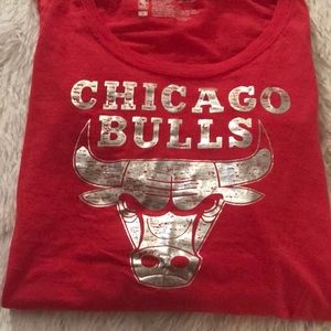 Chicago Bulls Long Sleeve Tee